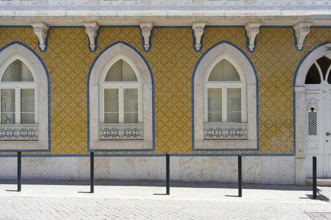Flh Mouraria Art Apartment With Pool Lisbon Luaran gambar
